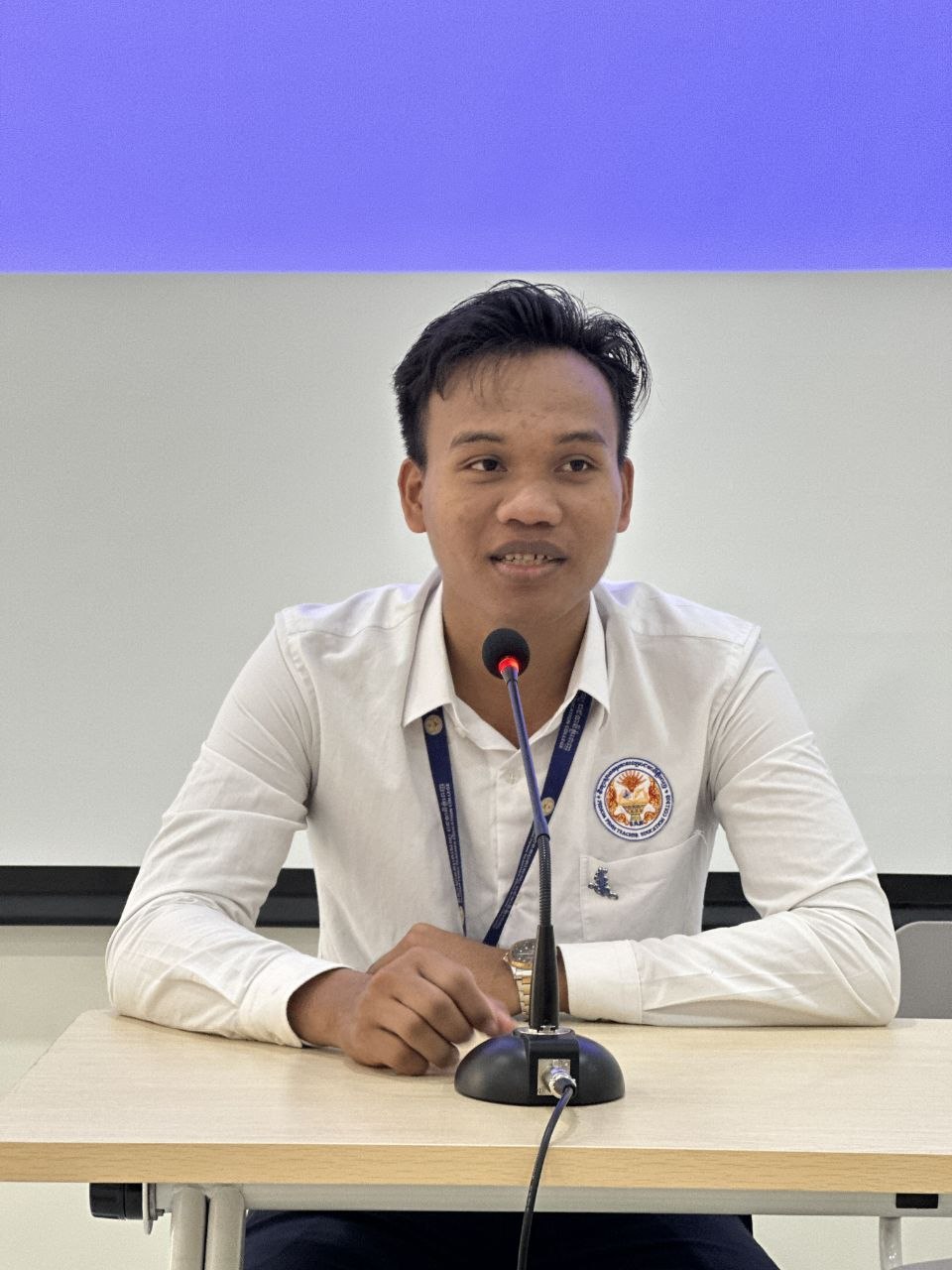 Profile ហ៊ុំ សាណេត